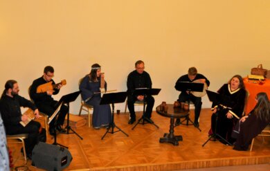 Muzyczne Wędrówki po Dawnej Europie – koncert Barbary Bator z Vox Angeli