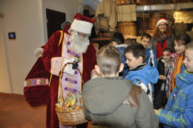 Mikołajki w Podziemnym Przejściu Turystycznym