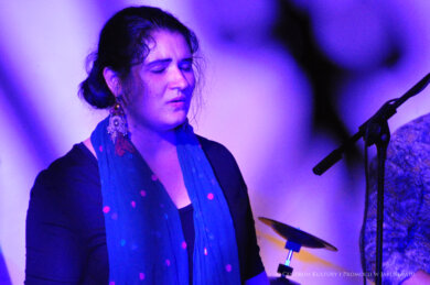 Artystka z zespołu Czaczi Worba