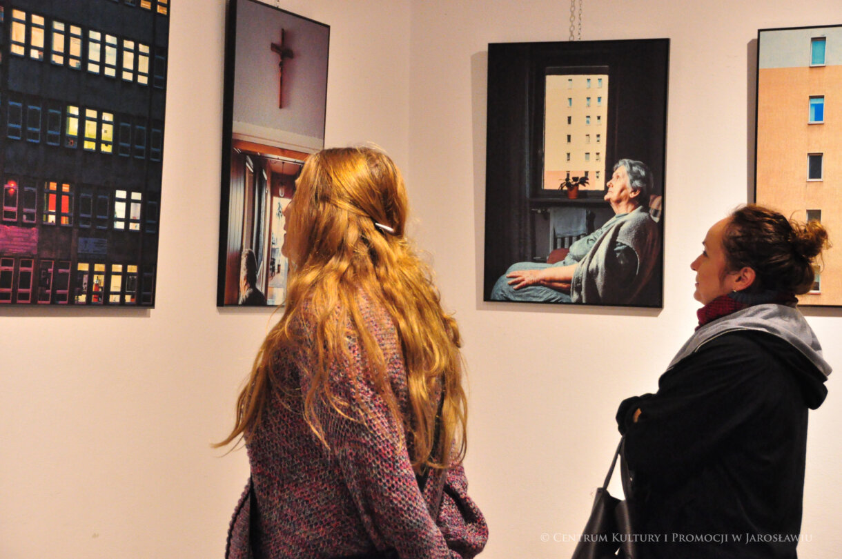 uczestnicy wernisażu, ekspozycja