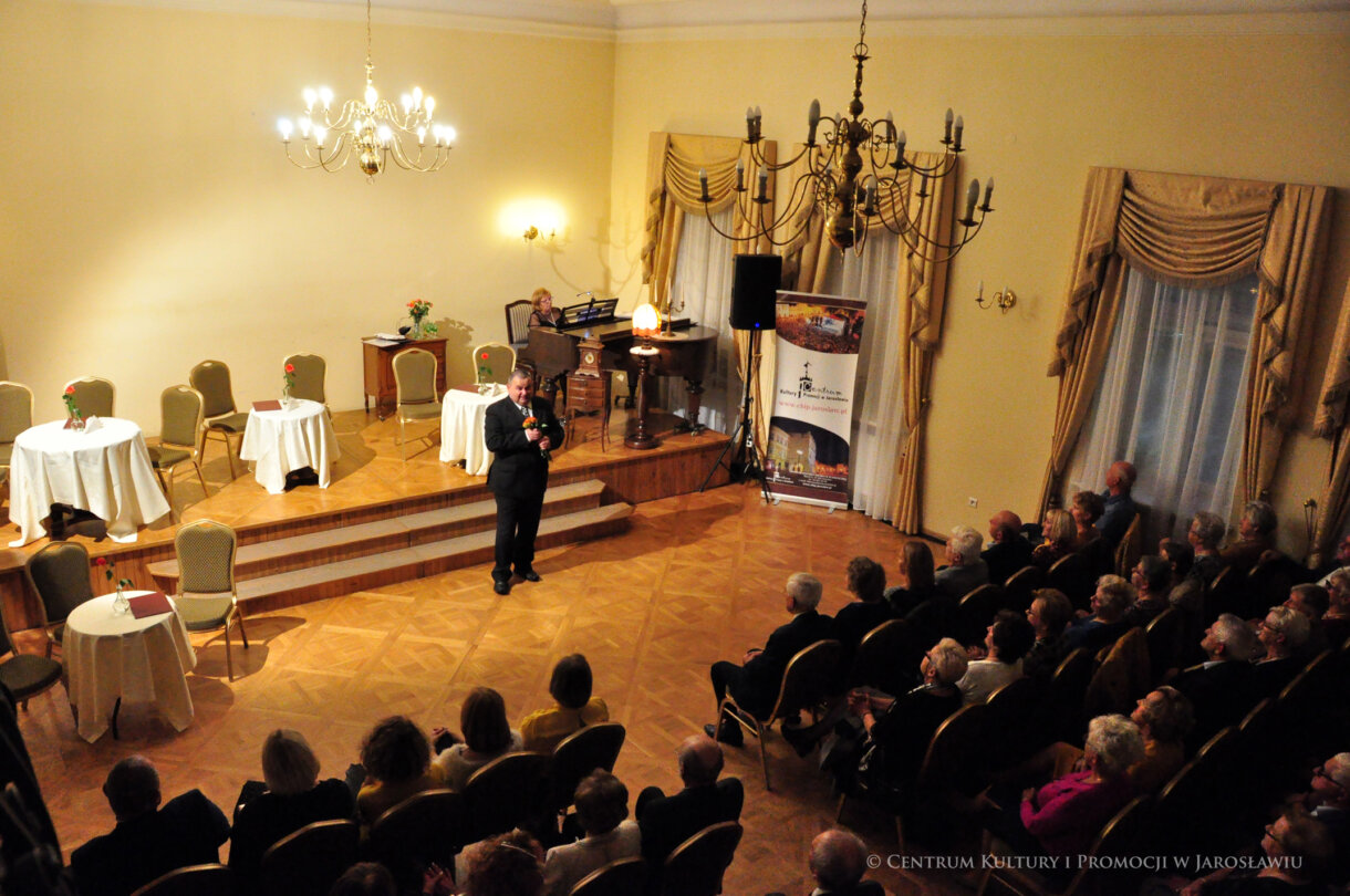 spektakl, aktorzy, publiczność