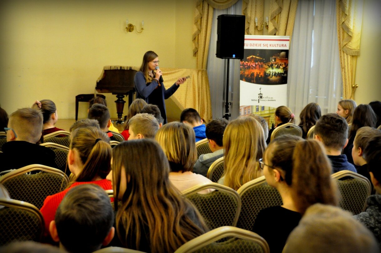 prowadzący spotkanie, uczestnicy