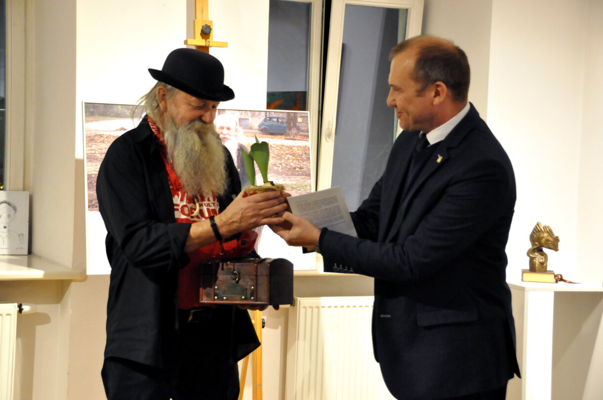 artysta, autor wystawy, zastępca burmistrza Miasta Jarosławia,