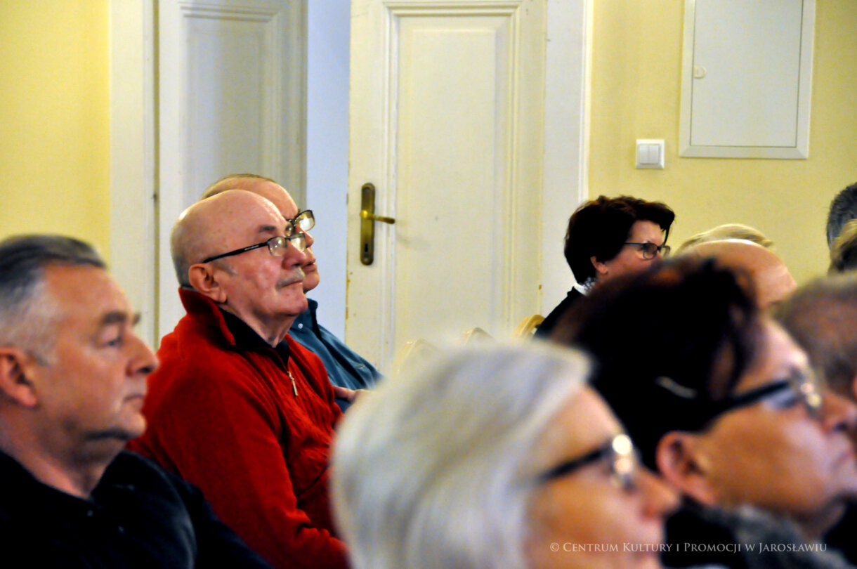 Publiczność zgromadzona w Sali Lustrzanej