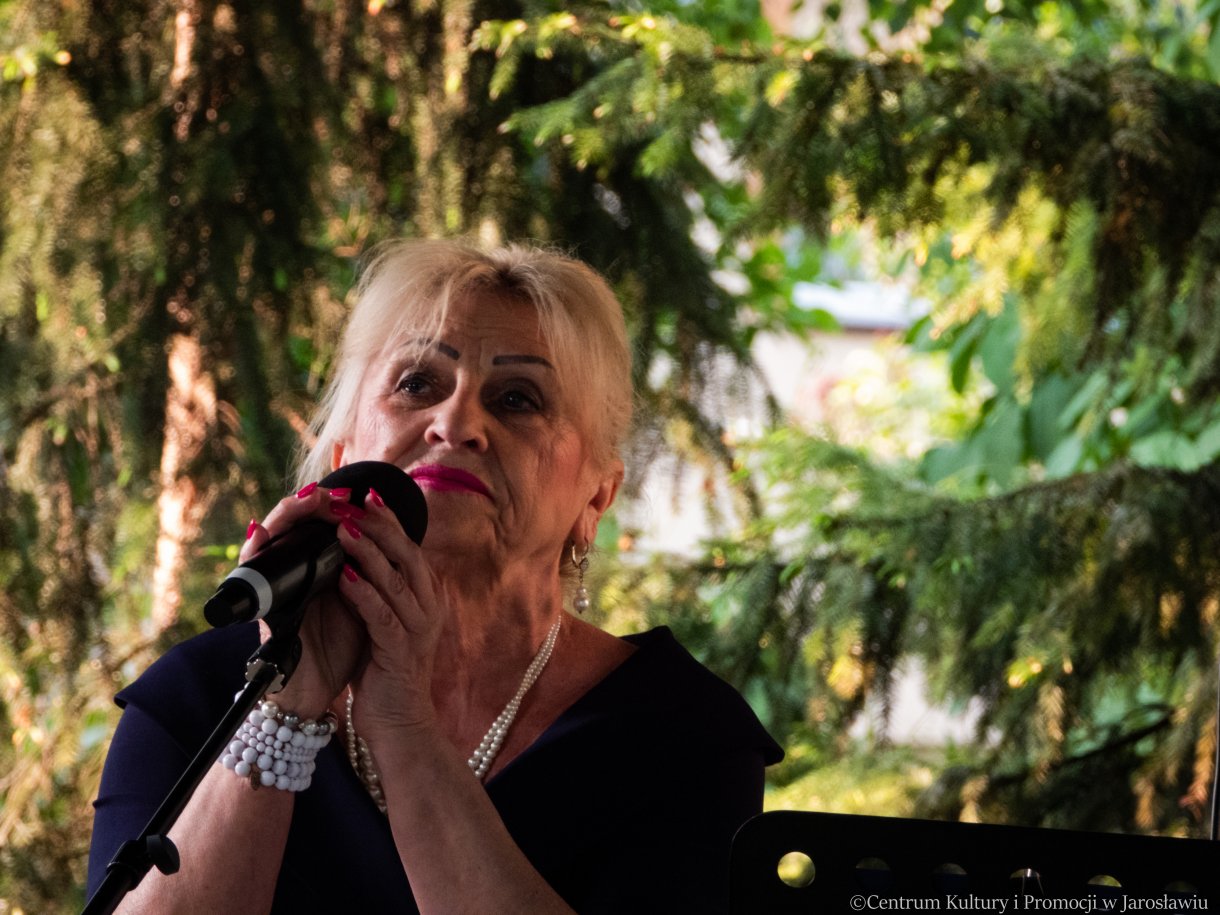 Zespół Piosenki Estradowej „Sway” podczas występu