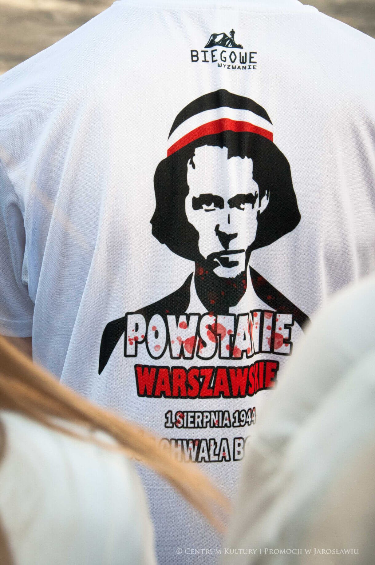 koszulka patriotyczna upamiętniająca Powstanie Warszawskie