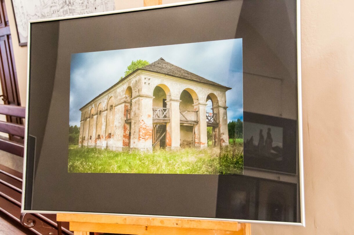 wystawę fotografii Weroniki Sopel ekspozycja