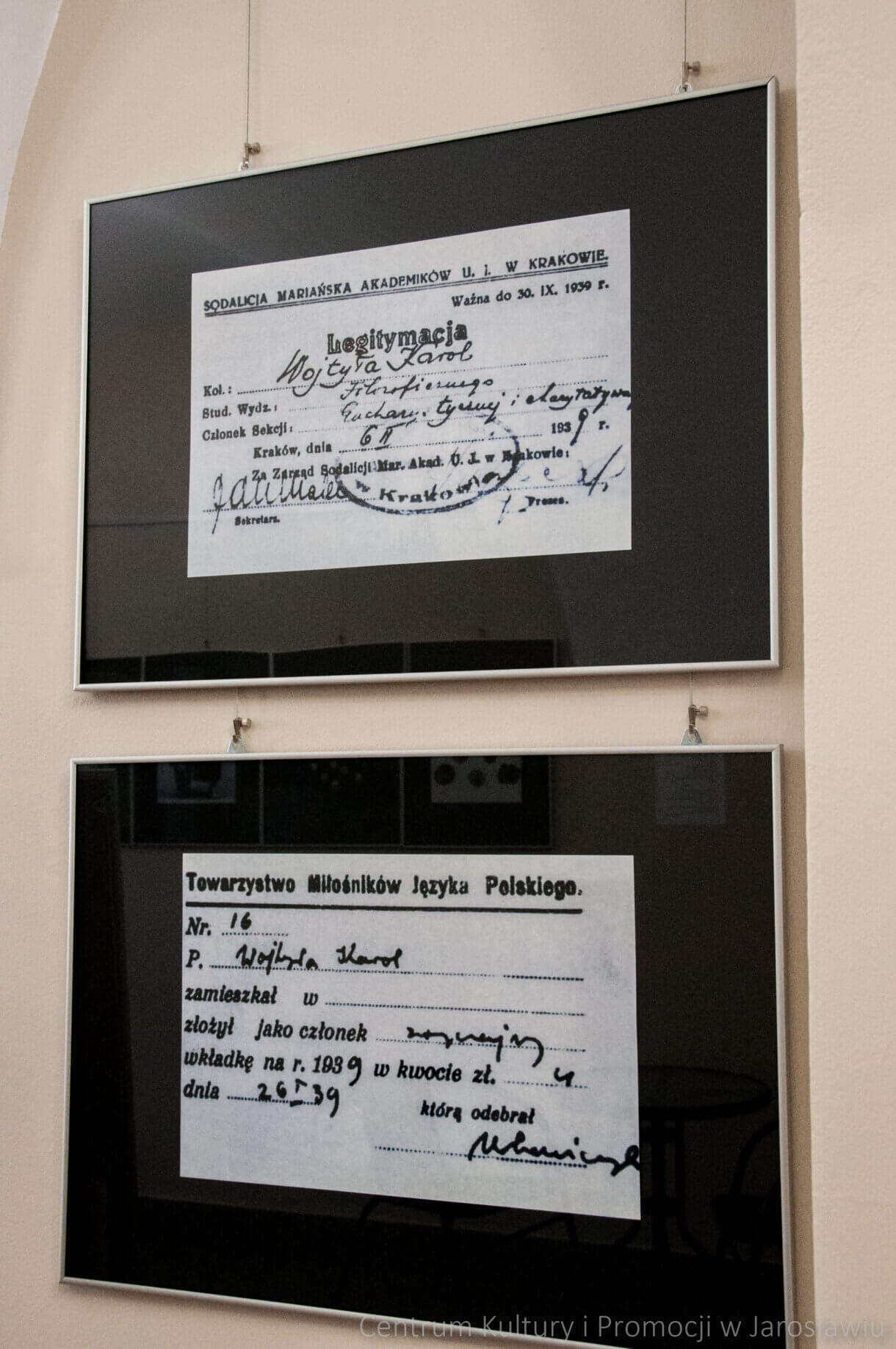 Legitymacje oraz karta członkostwa Karola Wojtyły