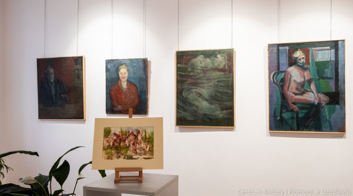 malarstwo Ireny oryl, obrazy zawieszone w Sali nr 1