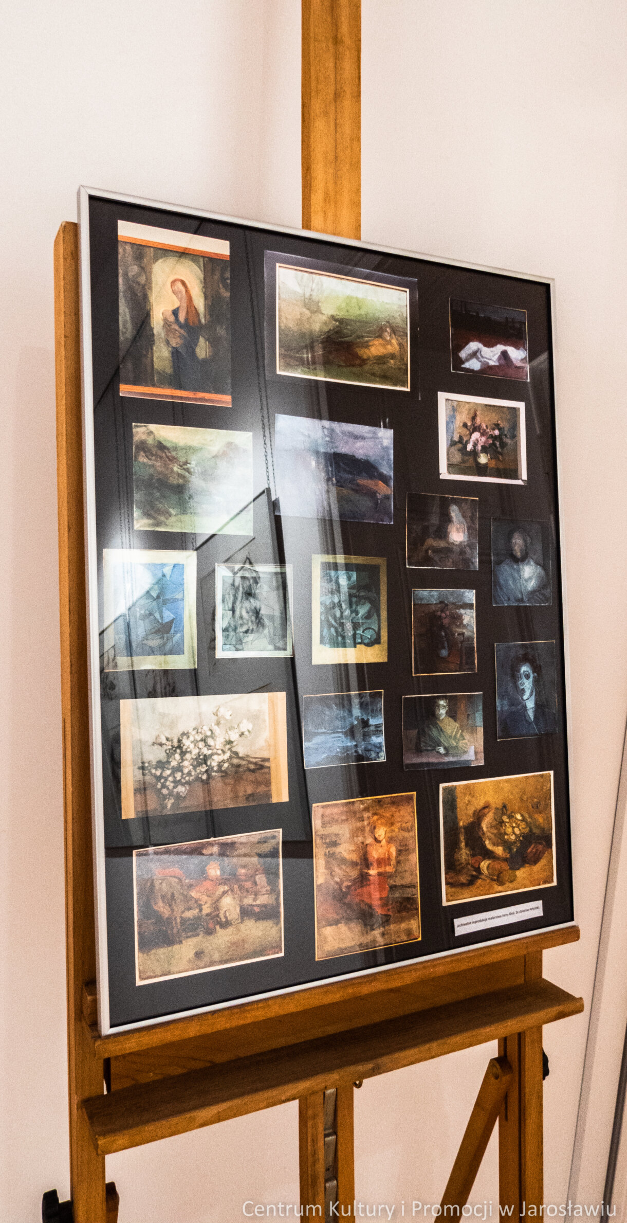 zdjęcia obrazów Ireny Oryl