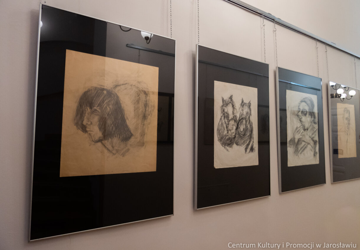 Rysunek Ireny Oryl, prezentowane w Galerii Debiutów