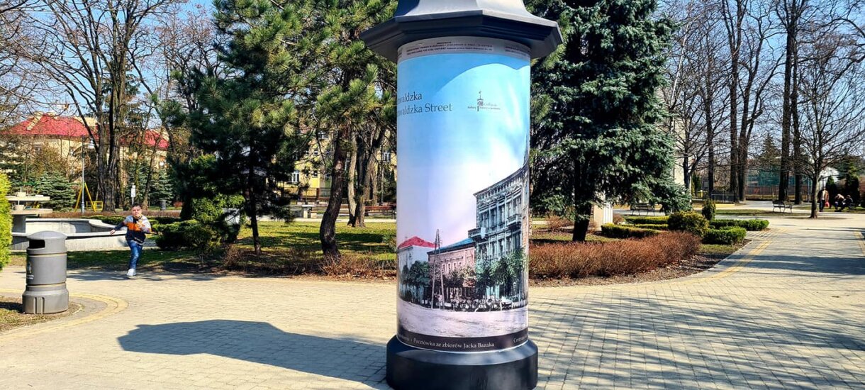 baner z powiększoną widokówką dawnego Jarosławia