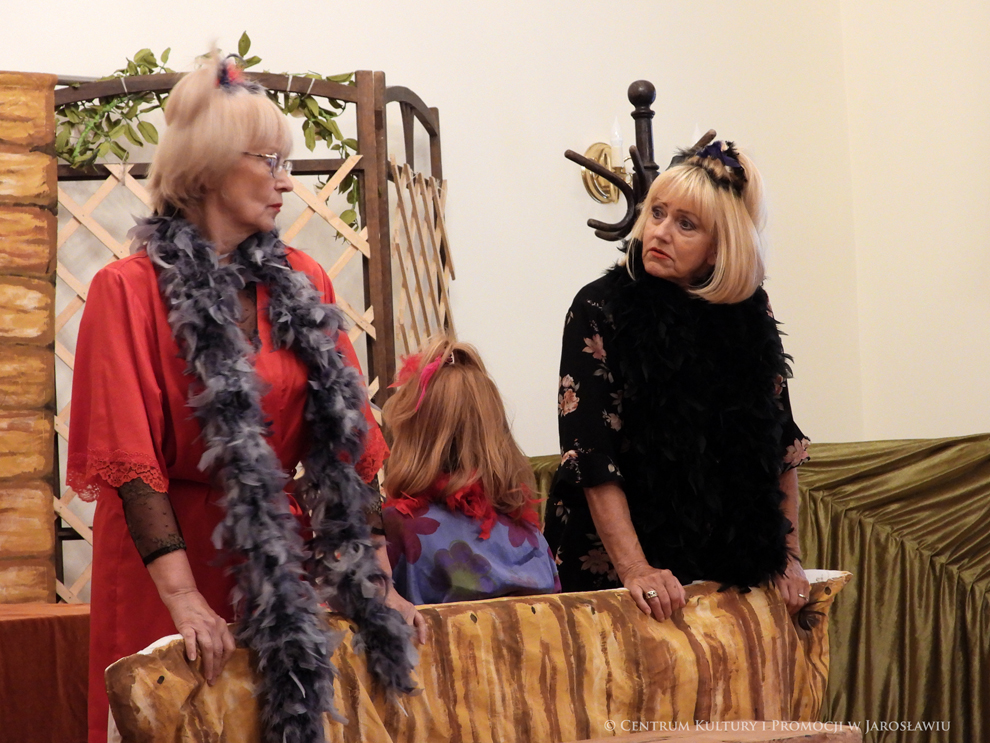 aktorzy teatru Baccalaureus: Dorota Białek, Anna Chmielewska