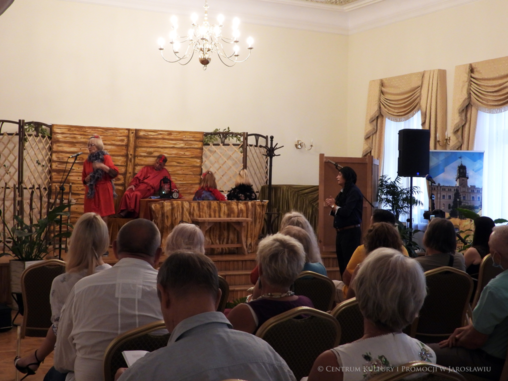 spektakl w Sali Lustrzanej