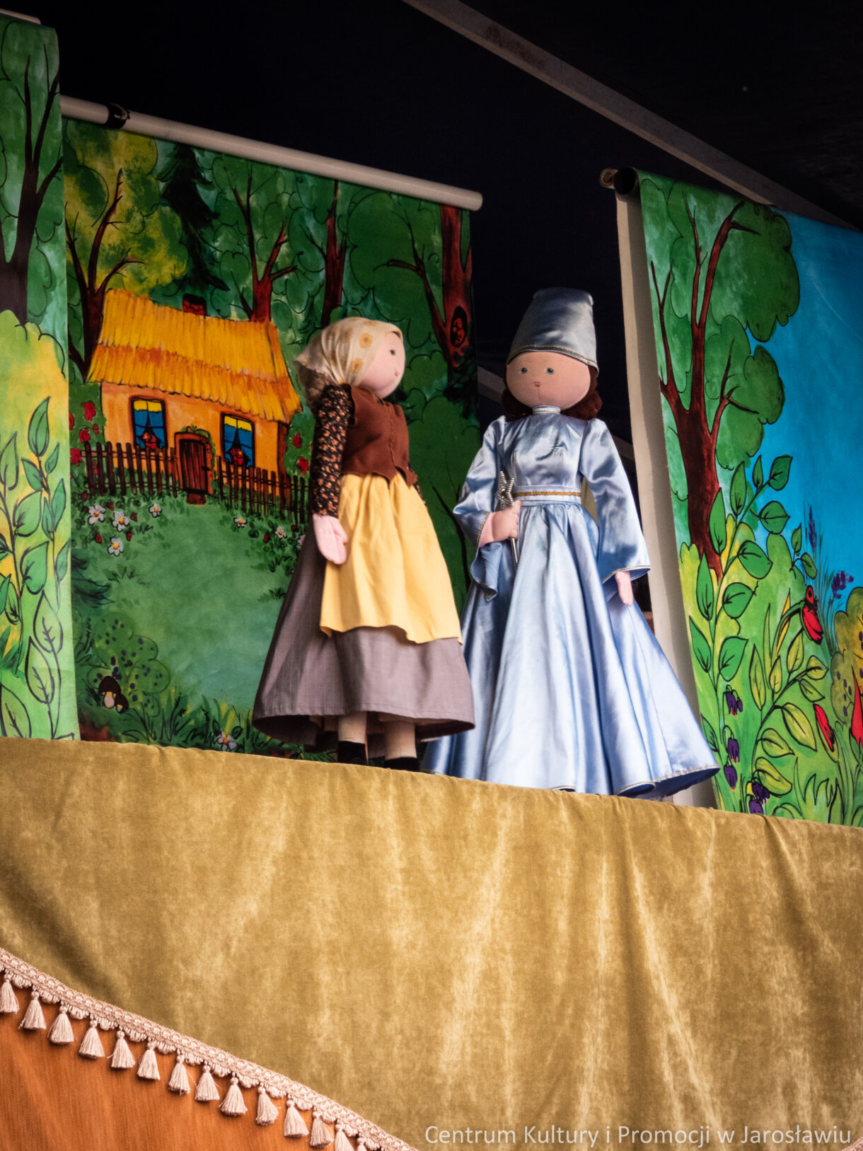 lalki występujące w przedstawieniu Calineczka