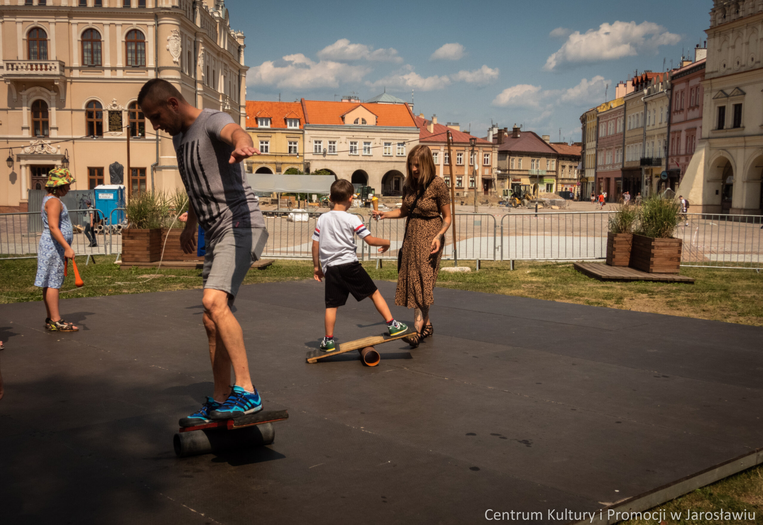 animacje dla dzieci - kolorowy cyrki