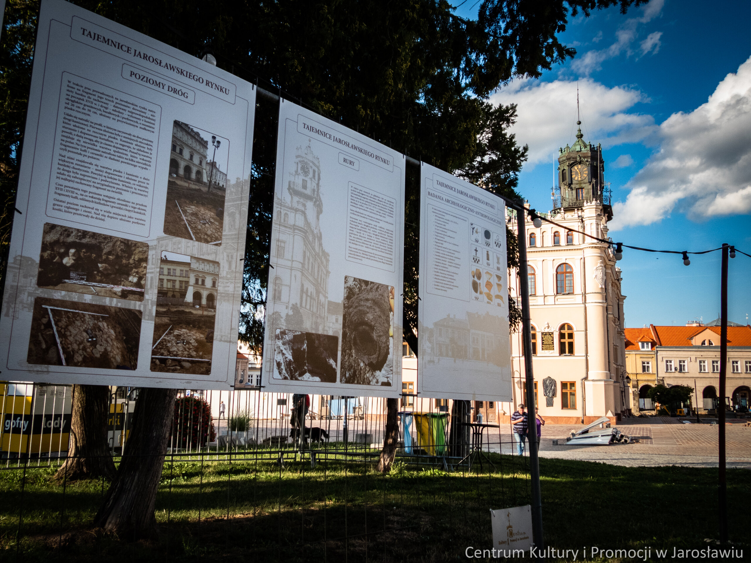 wystawa plenerowa odkrycia archeologiczne
