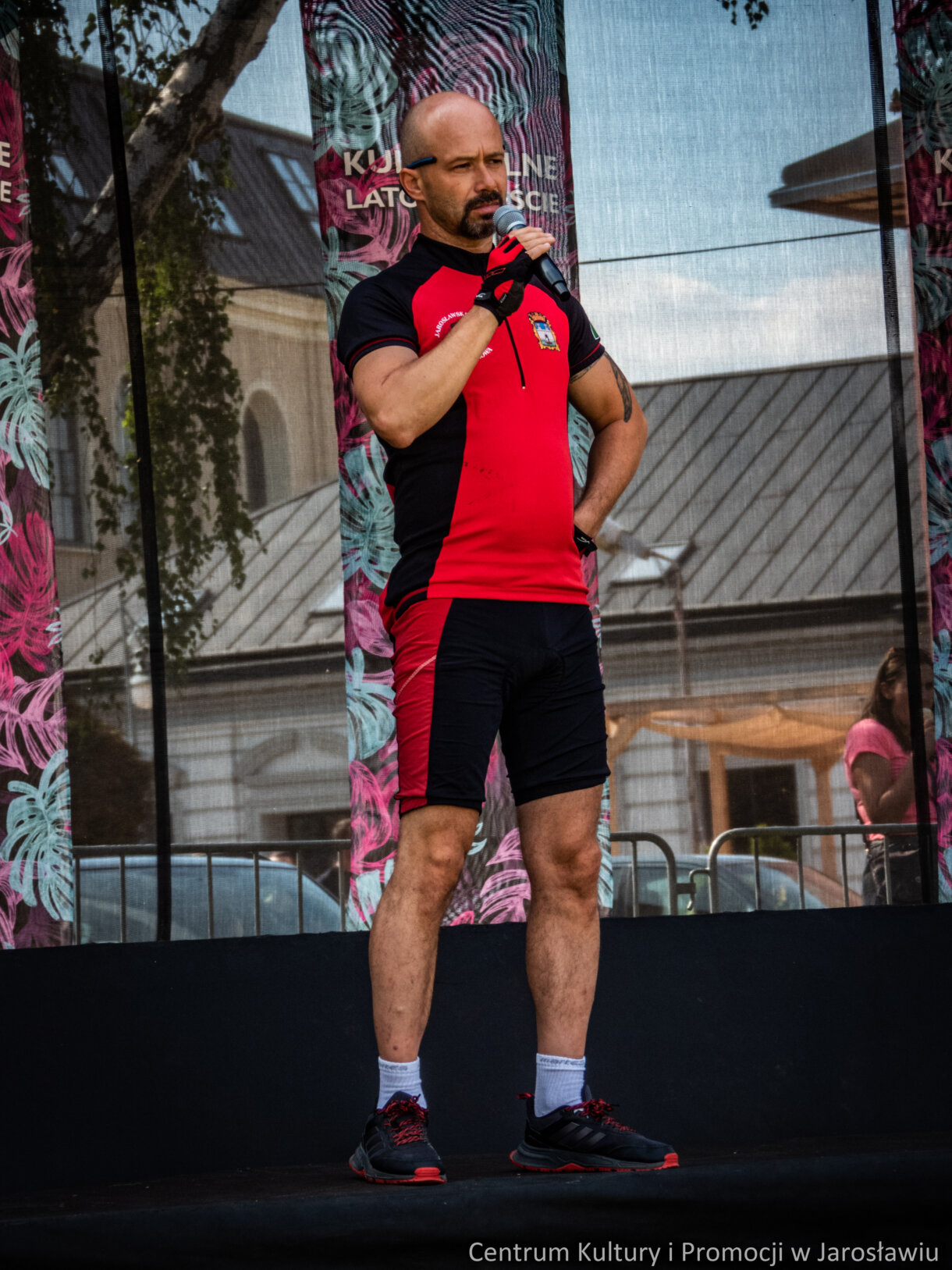 uczestnicy pikniku turystycznego