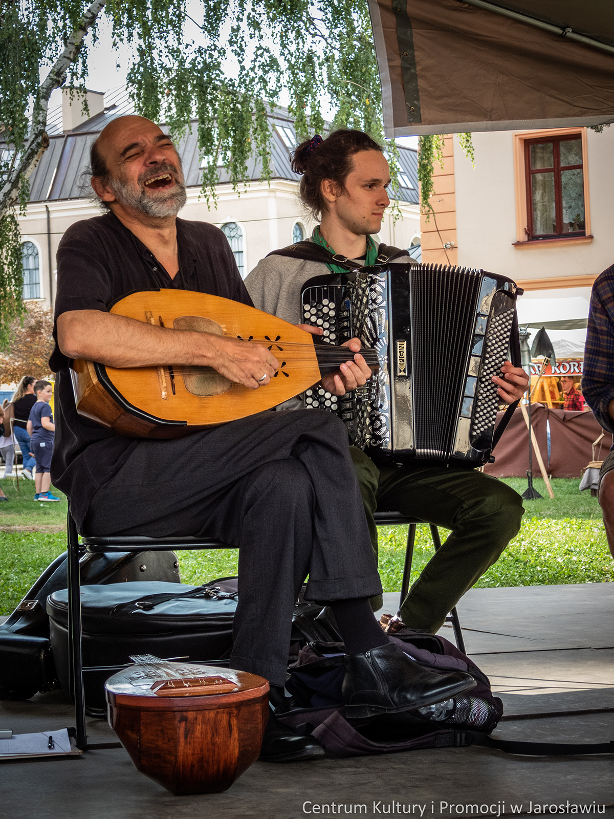 rodzinna orkiestra i teatr noiseband