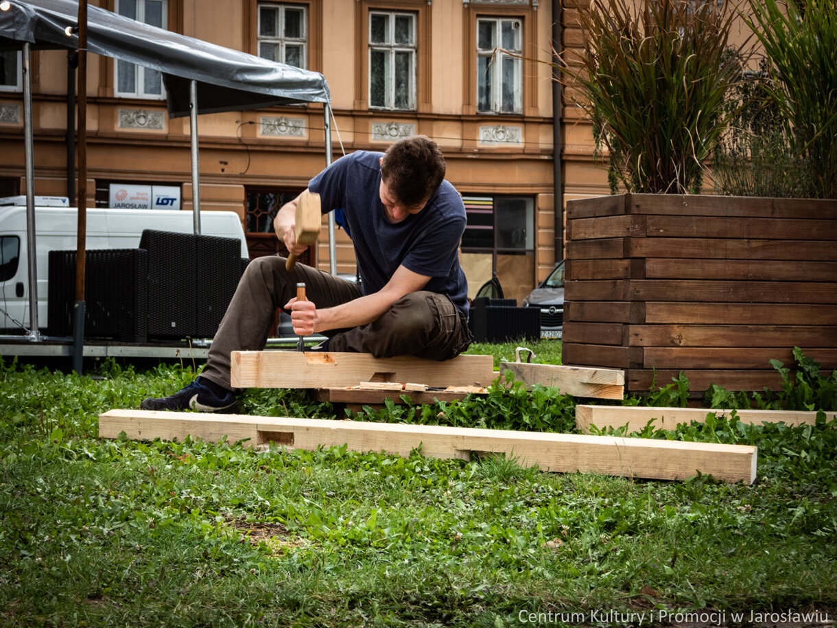 pokaz cechów rzemieślniczych - stolarz