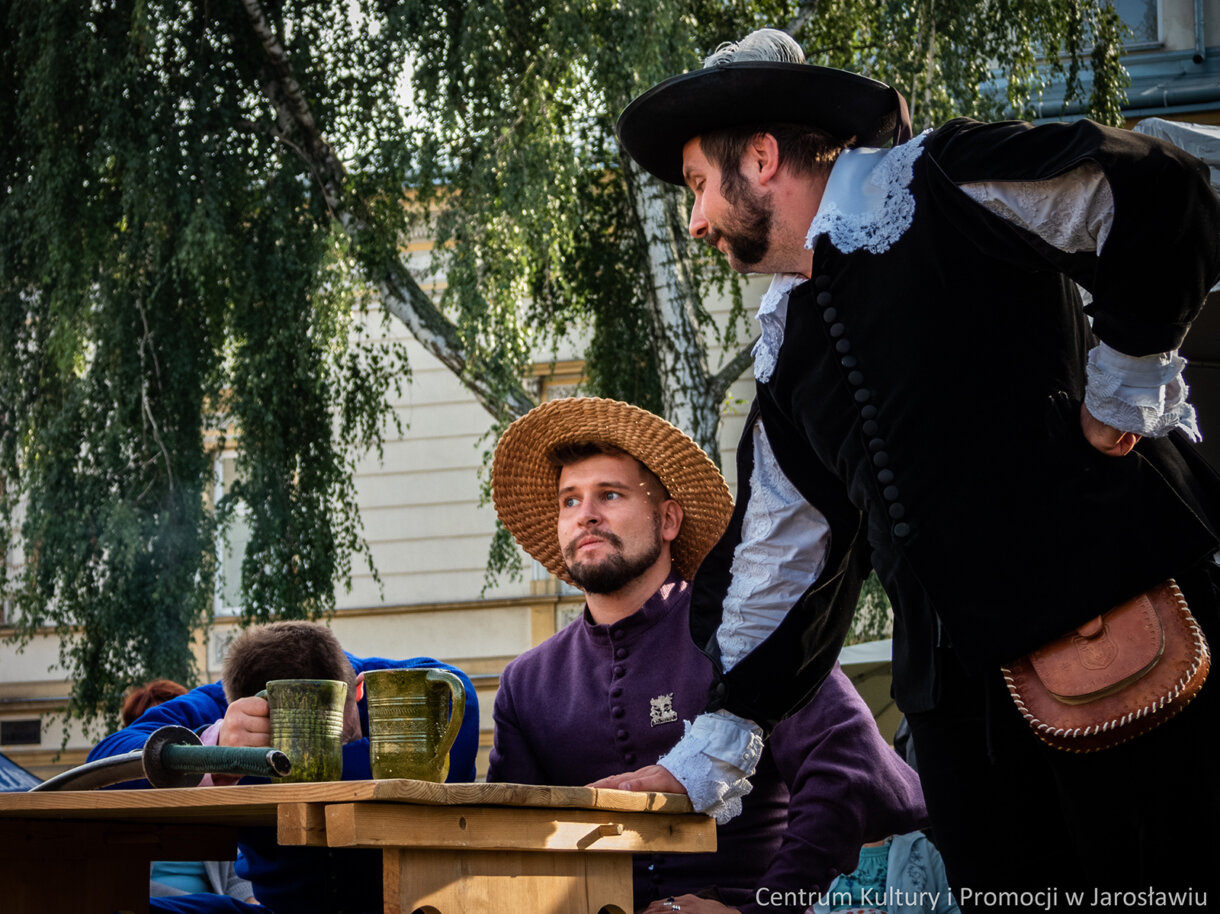 inscenizacja historyczna