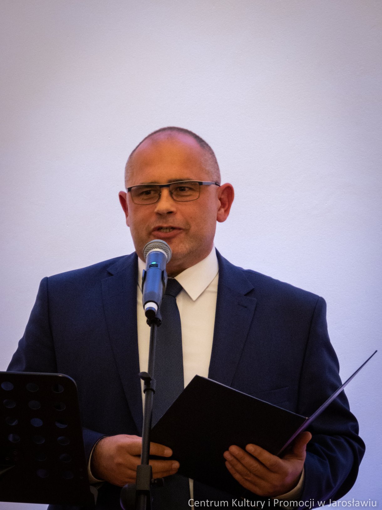 dyrektor centrum kultury i promocji Tomasz Wywrót