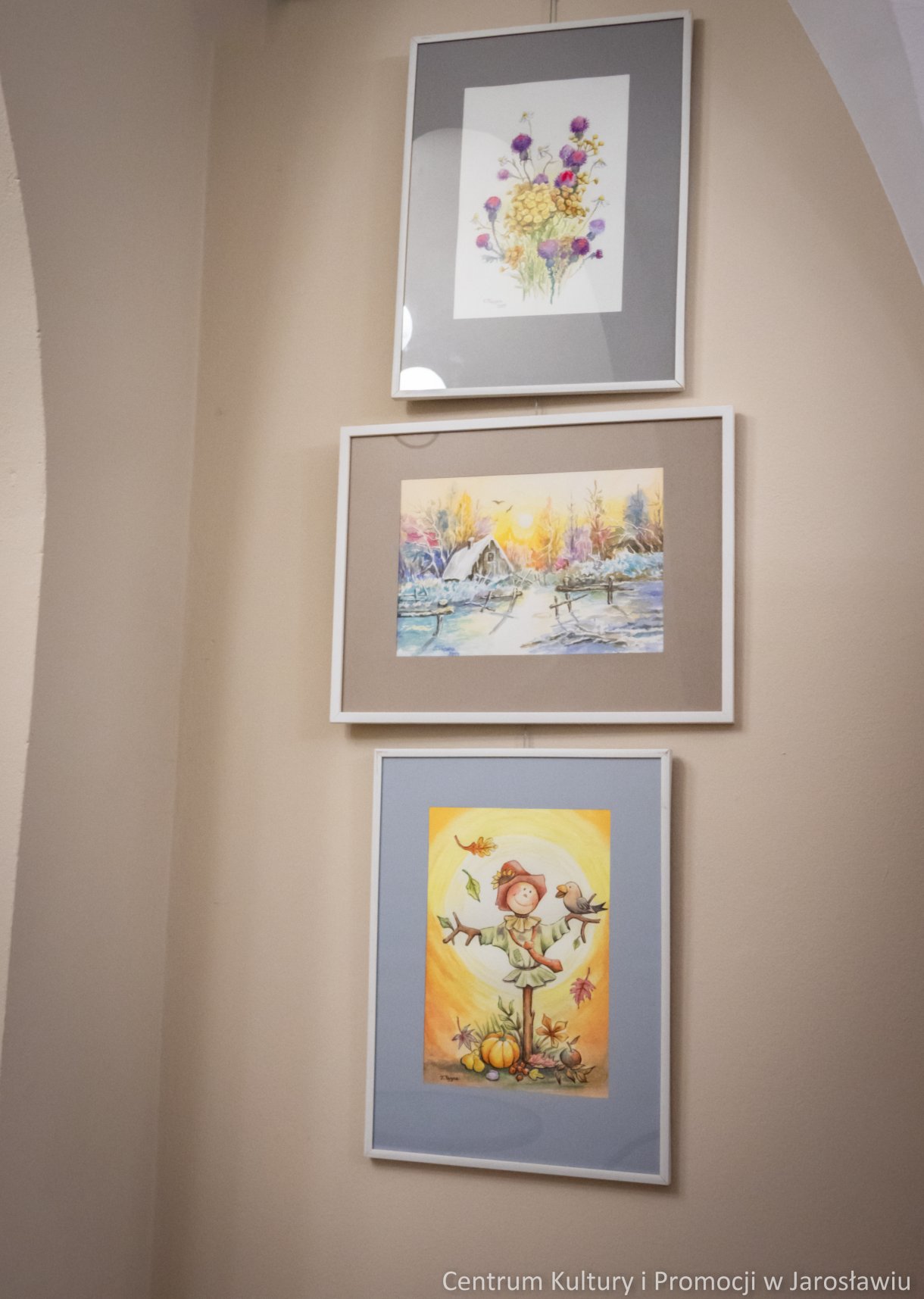 obrazy na ścianie. akwarele krajobrazy i kwiaty