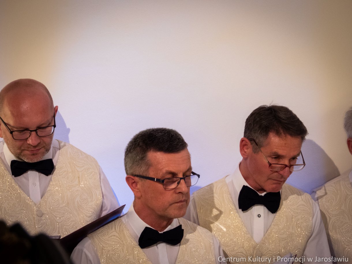 chór Jarosław podczas koncertu