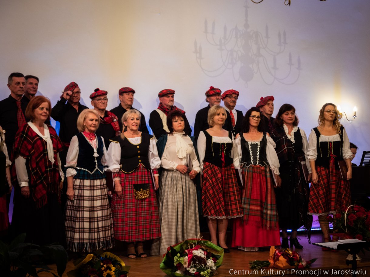 chór Jarosław podczas koncertu