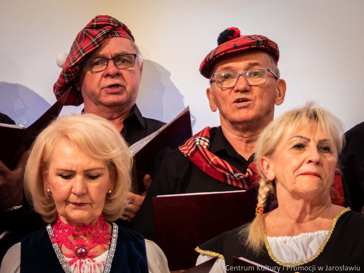 chór Jarosław podczas koncertu