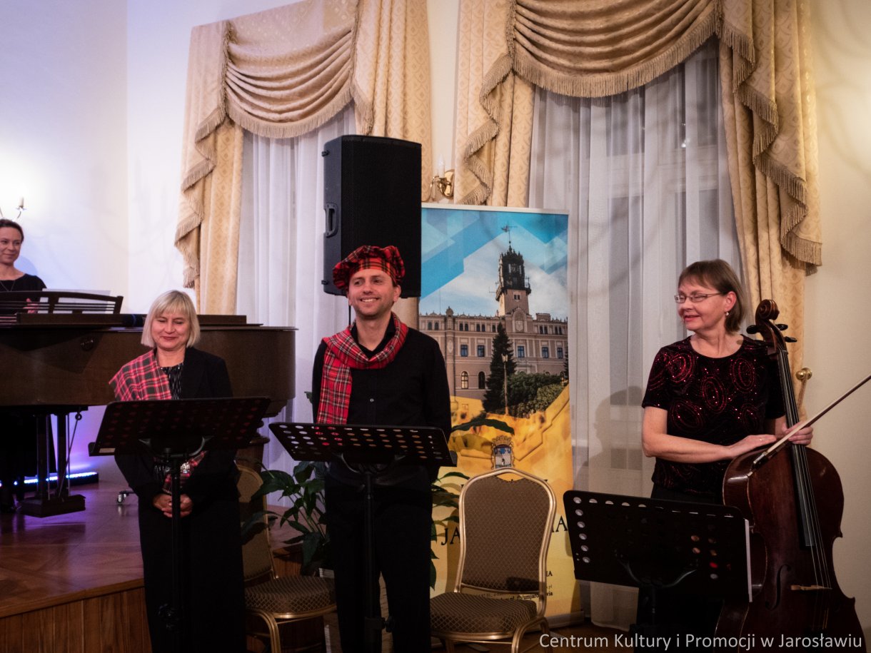 chór Jarosław podczas koncertu