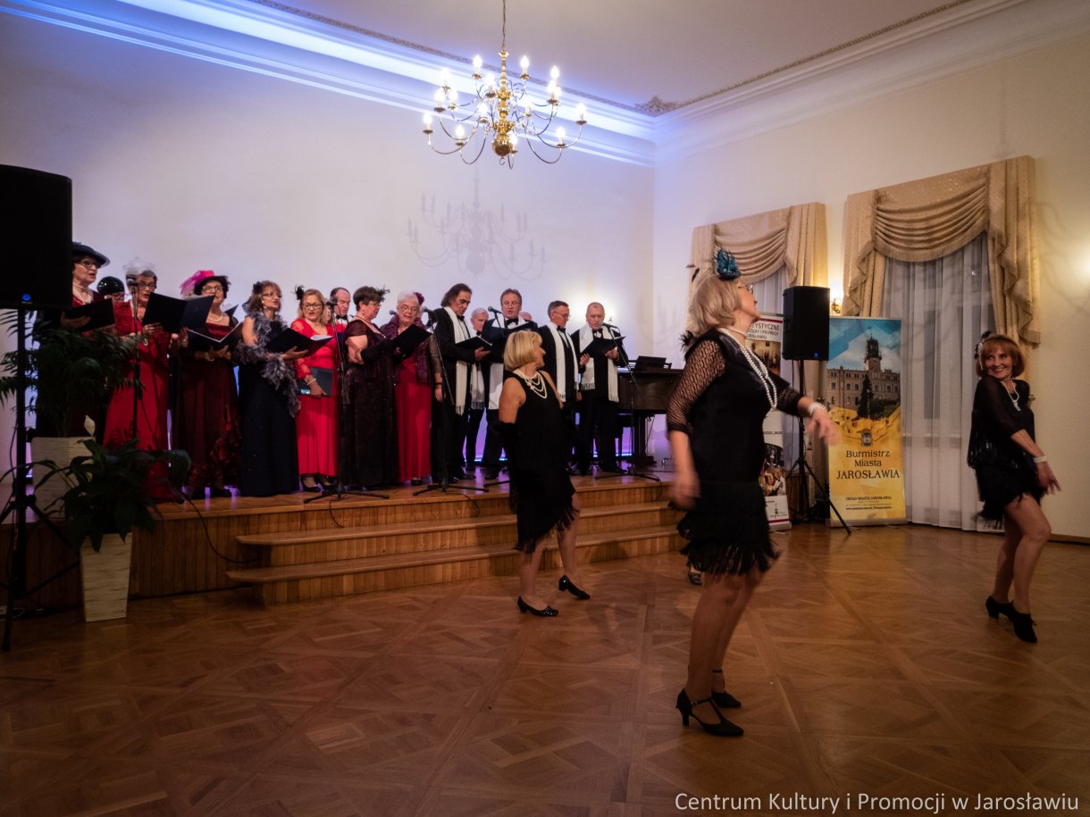 tancerze Zespołu tańca Towarzyskiego Balans