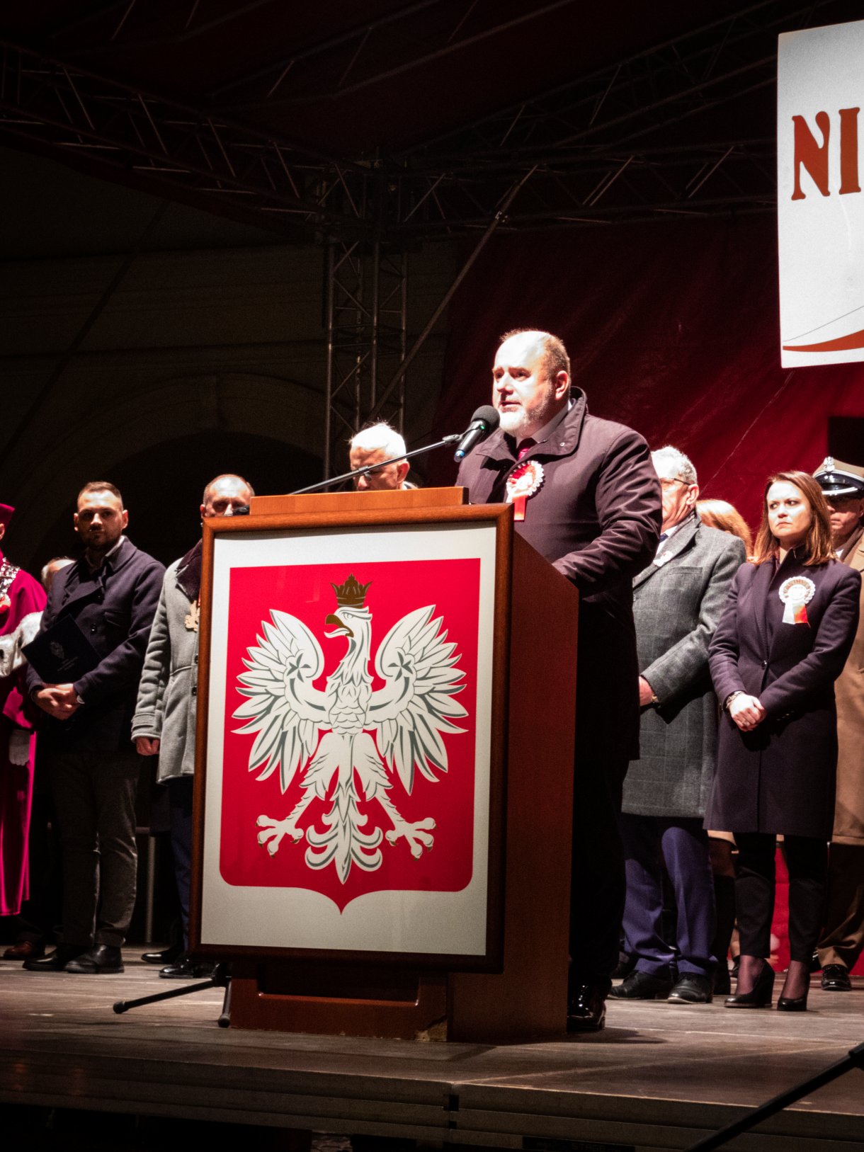 Burmistrz podczas okolicznościowego przemówienia