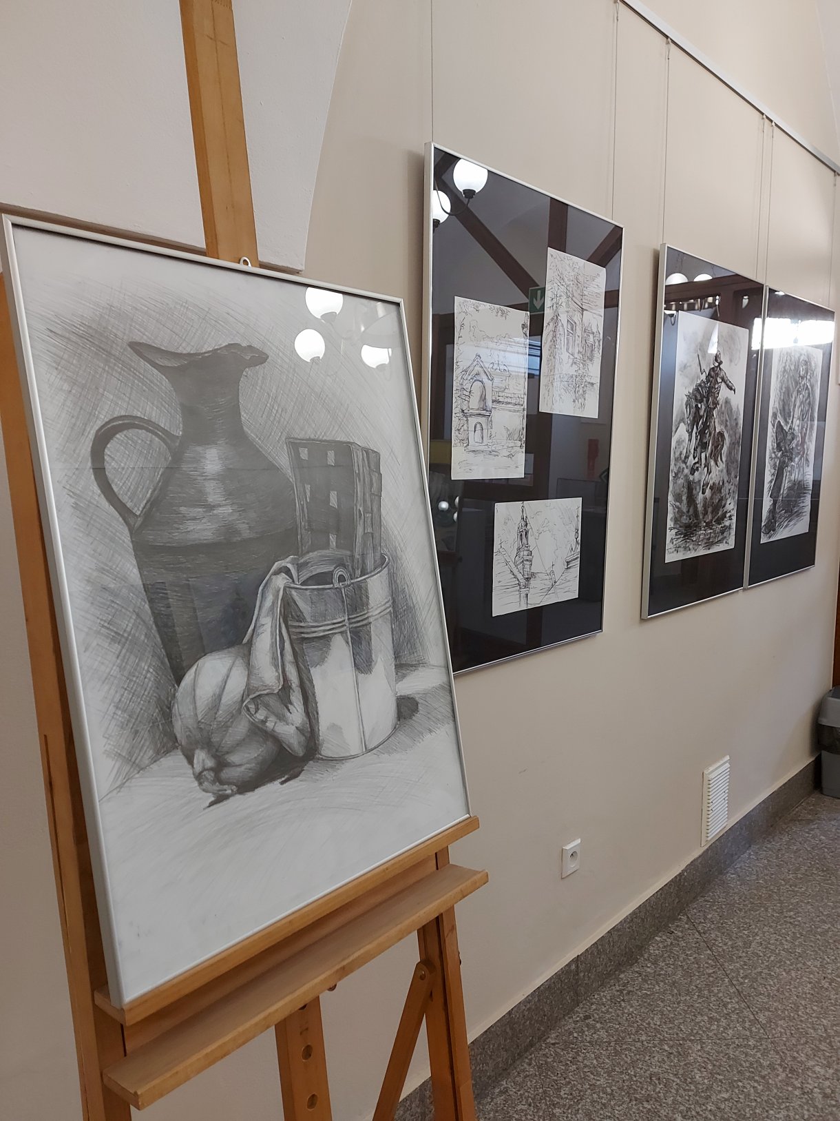 „Eksperymenty ”  Julia Wojtowicz. Techniki różne.