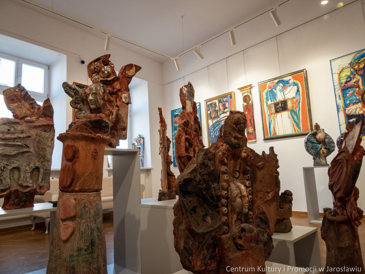 Eugeniusz Molski Uskrzydleni malarstwo, rzeźba ceramiczna