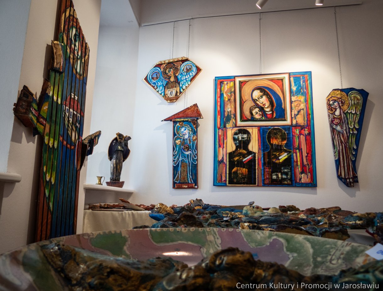 Eugeniusz Molski Uskrzydleni malarstwo, rzeźba ceramiczna