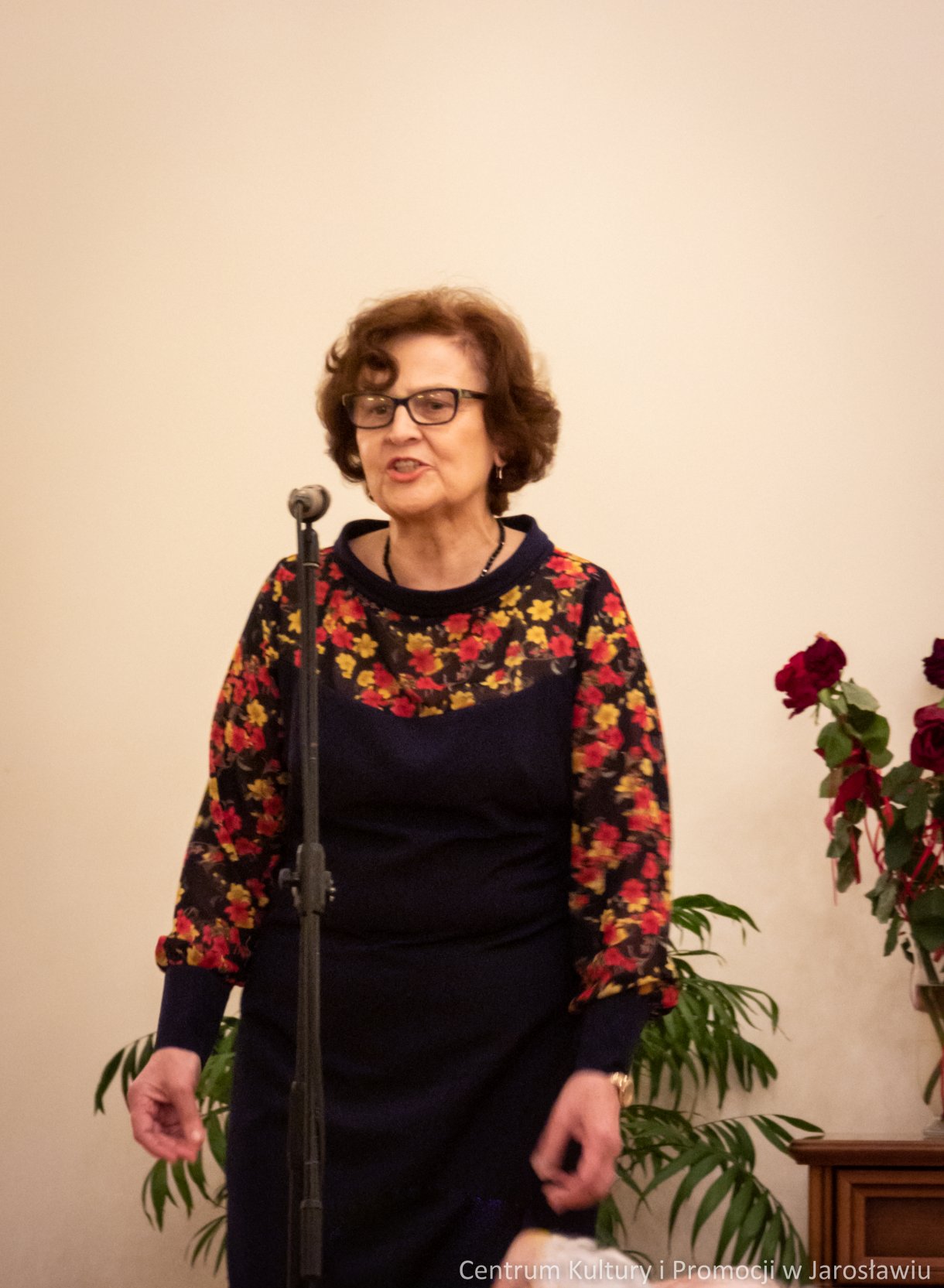 Aktorzy Teatru Baccalaureus nie raz udowodnili, że scena to ich żywioł. Nie inaczej było podczas piątkowej premiery dramatu „Moralność Pani Dulskiej”, gdzie aktorzy ukazali swoja znakomitą grę aktorską.  Premiera miała miejsce 11 marca w Sali Lustrzanej Centrum Kultury i Promocji w Jarosławiu. Teatr, pod kierownictwem Doroty Białek wystawił „Moralność Pani Dulskiej”, która była adaptacją dramatu Gabrieli Zapolskiej pod tym samym tytułem. Po spektaklu, Kabaret „Młodzi Duchem” zaprezentował f4ragmenty programu „Ja Ci pokażę – czyli sprawy damsko-męskie”.  