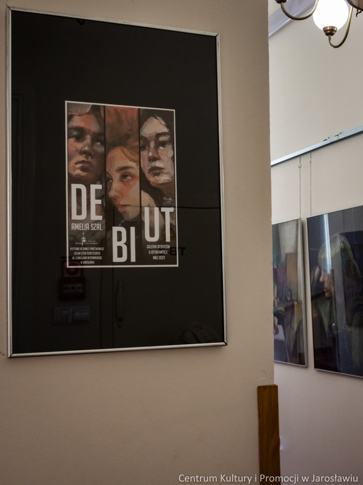 Galeria Debiutów u Attavantich: Amelia Szal „DEBIUT” Malarstwo, rysunek Wystawa uczennicy Państwowego Liceum Sztuk Plastycznych im. Stanisława Wyspańskiego w Jarosławiu (ZSP w Jarosławiu). Czas trwania wystawy: maj 2022