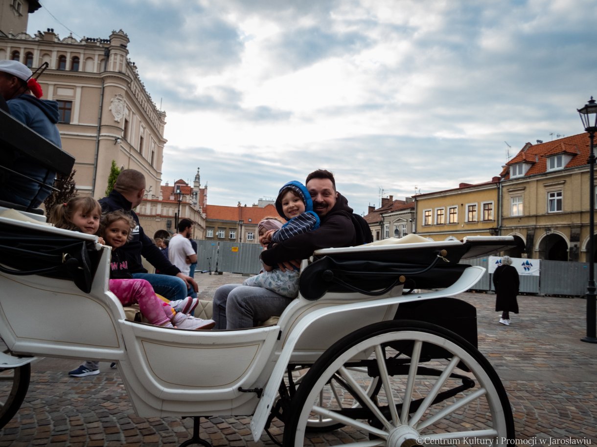 przejazd bryczka podczas NZR