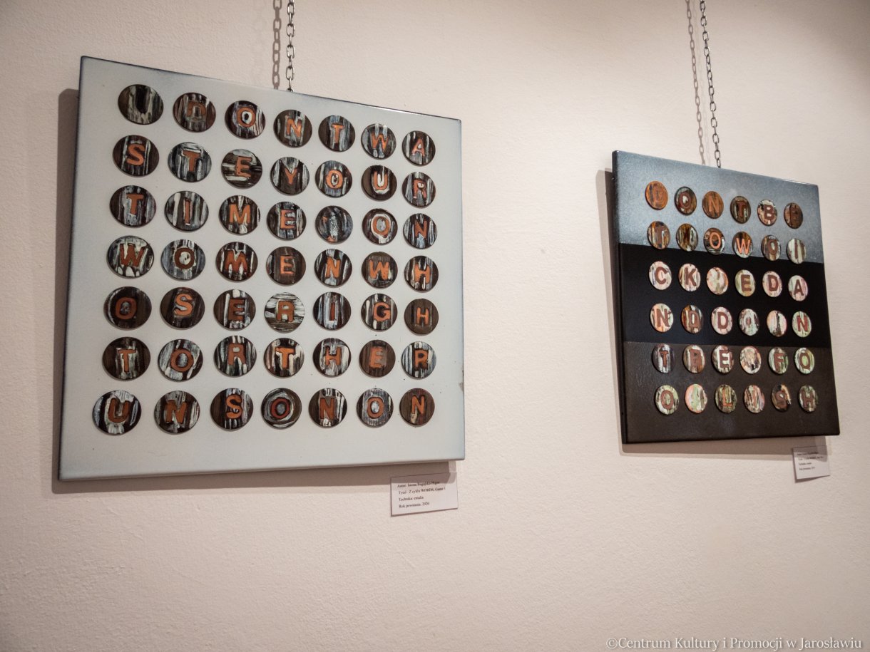 wystawa Multi-Images - emalia