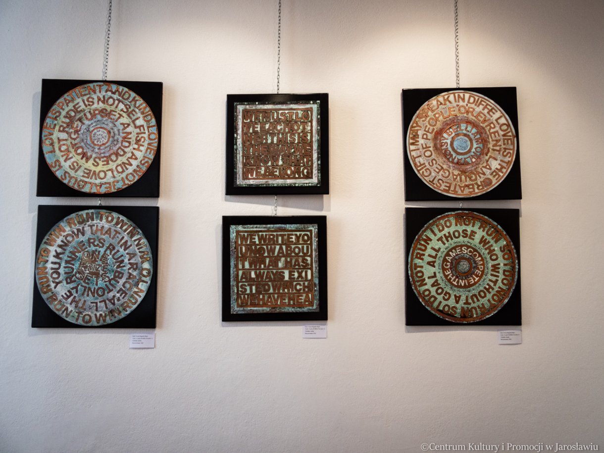 wystawa Multi-Images - emalia