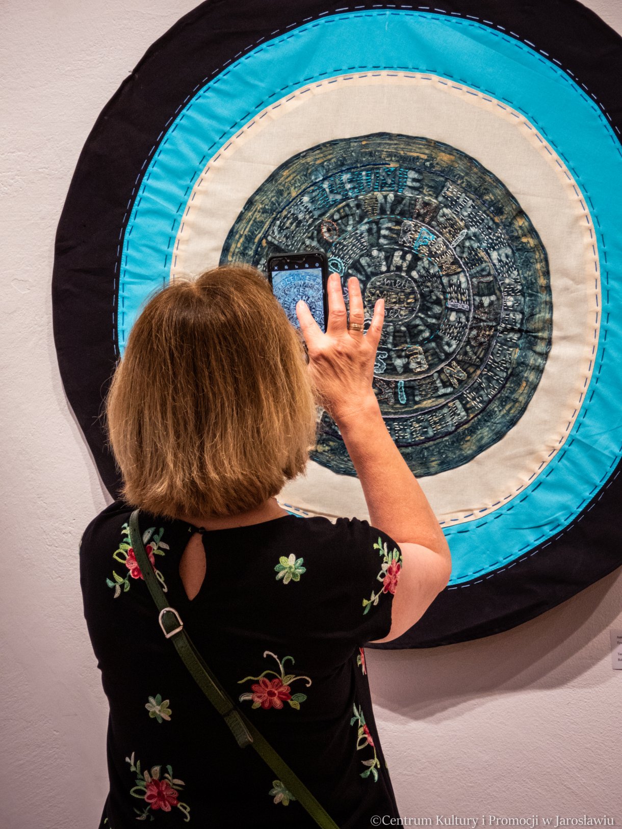 uczestnicy wernisażu Multi-Images