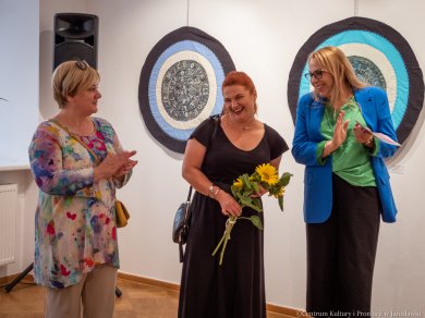 Multi-Images artystki podczas wernisażu Multi-Images