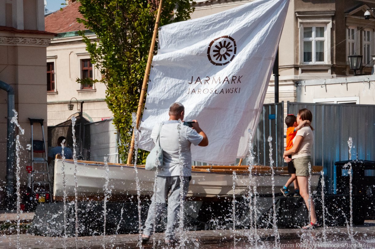 jarmarkowa łódka