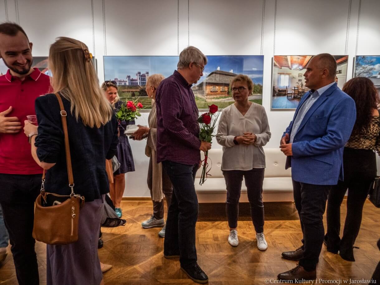 uczestnicy wernisażu