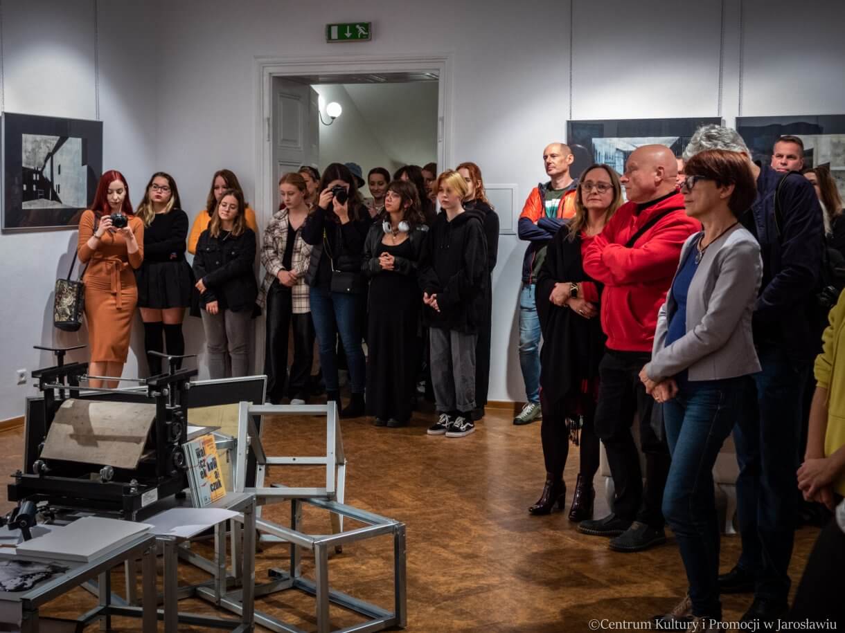 uczestnicy wernisażu