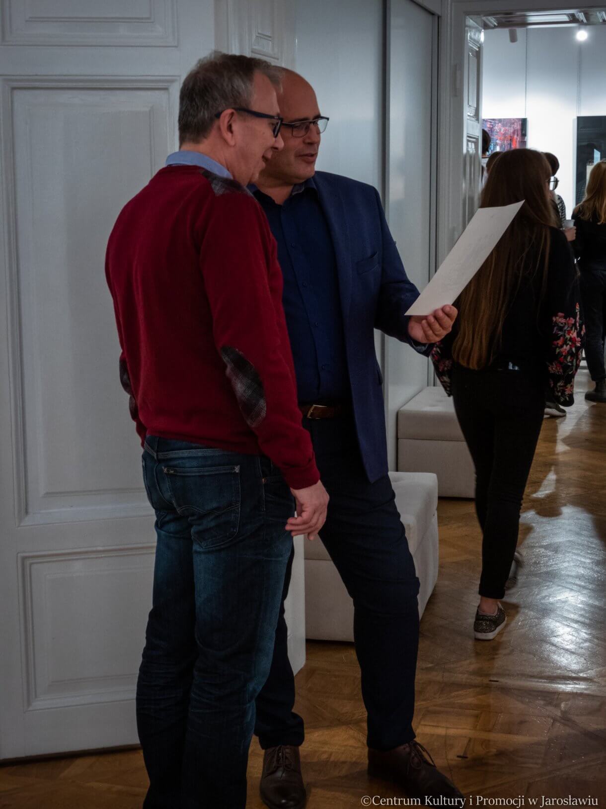 uczestnicy wernisażu