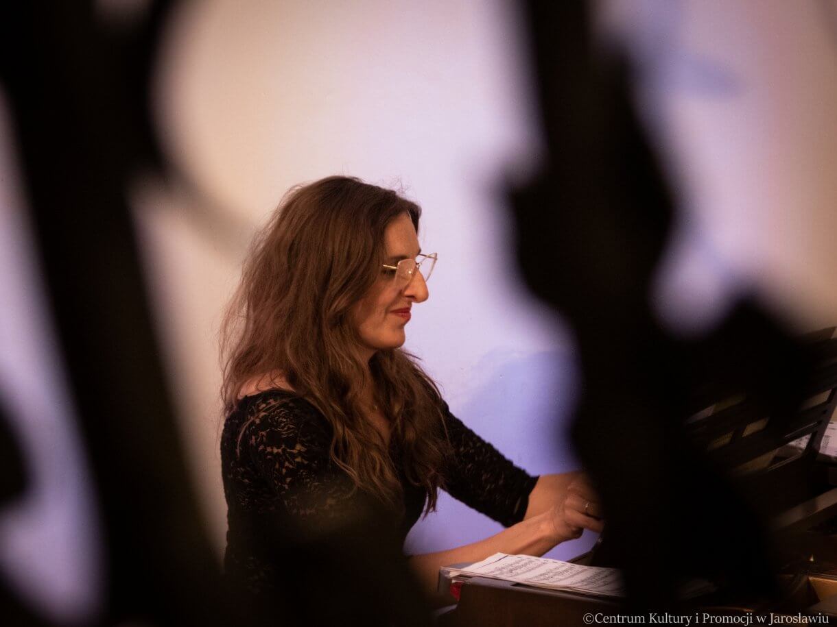 Agnieszka Ignaszewska-Magiera (fortepian).