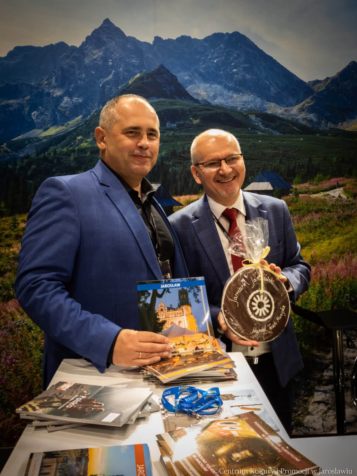 Dyrektor CITK razem z przedstawicielem POT