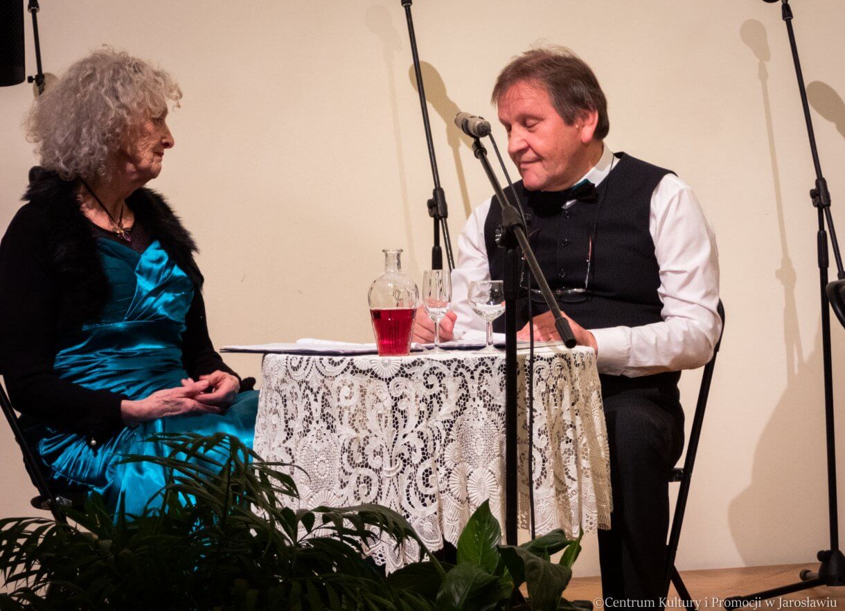 członkowie ZPE Sway podczas występu